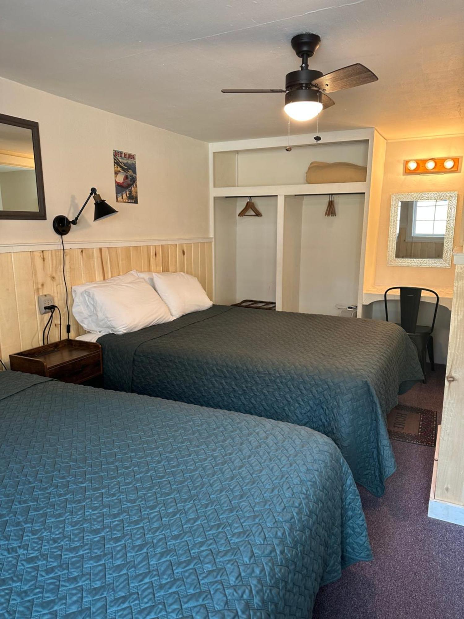 Deer Lodge Red River Quarto foto
